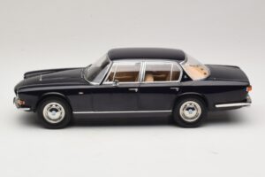 Maserati Quattroporte I Mörkblå KK-Scale 1:18 KKDC181513 Metall — bild 3 av 6