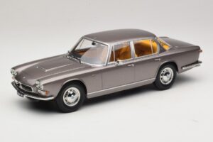 Maserati Quattroporte I Grå Metallic KK-Scale 1:18 KKDC181511 Metall