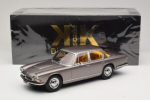 Maserati Quattroporte I Grå Metallic KK-Scale 1:18 KKDC181511 Metall — bild 6 av 6