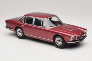 Maserati Quattroporte I Röd Metallic KK-Scale 1:18 KKDC181512 Metall — bild 4 av 6