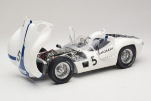 Maserati Tipo 61 #5 Camoradi S. Moss / D. Gurney 1000km Nurburgring Winner 1960 Minichamps 1:12 120601205 Metall — bild 2 av 8