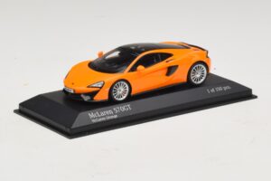 McLaren 570GT Orange Minichamps 1:43 537154521 Metall — bild 2 av 5
