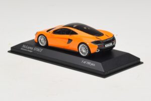 McLaren 570GT Orange Minichamps 1:43 537154521 Metall — bild 3 av 5