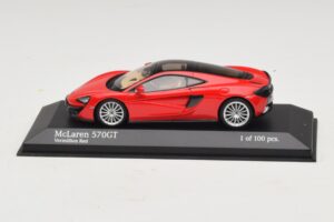 McLaren 570GT Vermillion Red Minichamps 1:43 537154522 Metall
