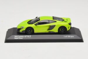 McLaren 675LT Napier Green Minichamps 1:43 537154422 Metall