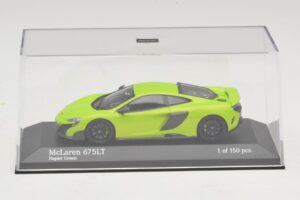 McLaren 675LT Napier Green Minichamps 1:43 537154422 Metall — bild 4 av 5