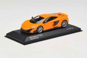 McLaren 675LT Orange Minichamps 1:43 537154421 Metall — bild 2 av 5