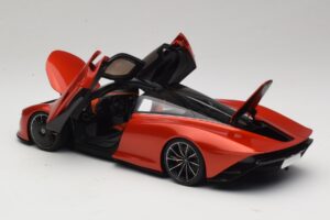 McLaren Speedtail Volcano Orange AUTOart 1:18 76088 Komposit — bild 5 av 8