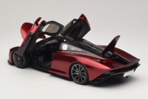 McLaren Speedtail Volcano Red AUTOart 1:18 76087 Komposit — bild 5 av 8