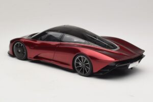 McLaren Speedtail Volcano Red AUTOart 1:18 76087 Komposit — bild 7 av 8