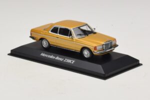 Mercedes 230 CE C123 Guldmetallic Maxichamps 1:43 940032220 Metall — bild 3 av 5