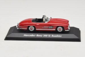 Mercedes 300 SL W198 Roadster Röd Maxichamps 1:43 940039031 Metall