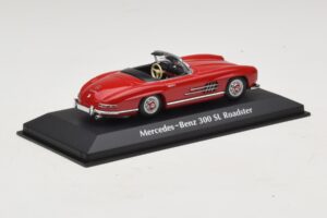 Mercedes 300 SL W198 Roadster Röd Maxichamps 1:43 940039031 Metall — bild 2 av 5