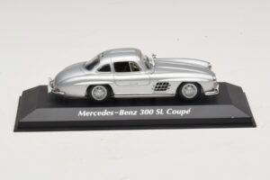 Mercedes 300 SL W198 Silver Maxichamps 1:43 940039000 Metall