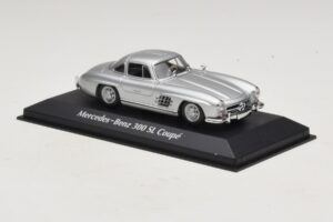 Mercedes 300 SL W198 Silver Maxichamps 1:43 940039000 Metall — bild 3 av 5