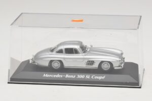 Mercedes 300 SL W198 Silver Maxichamps 1:43 940039000 Metall — bild 4 av 5