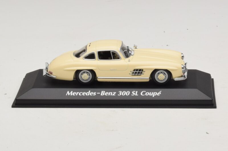 Mercedes 300 SL W198 Vit Maxichamps 1:43 940039002 Metall