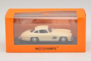 Mercedes 300 SL W198 Vit Maxichamps 1:43 940039002 Metall — bild 5 av 5