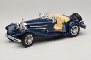 Mercedes 500K Roadster Blå Bburago 1:20 3070 Metall — bild 2 av 8