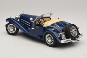 Mercedes 500K Roadster Blå Bburago 1:20 3070 Metall — bild 5 av 8