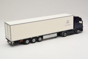 Mercedes Actros 1044 Blå Minichamps 1:43 B66000604 Metall — bild 2 av 7