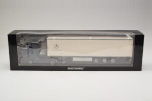 Mercedes Actros 1044 Blå Minichamps 1:43 B66000604 Metall — bild 6 av 7