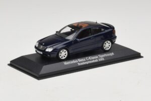 Mercedes C-Class Sportscoupe CL203 Blue Metallic Bundespressball Minichamps 1:43 MB010 Metall — bild 2 av 5