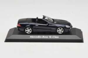 Mercedes SL R230 Blåmetallic Maxichamps 1:43 940037531 Metall