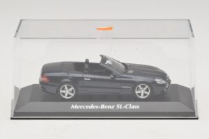 Mercedes SL R230 Blåmetallic Maxichamps 1:43 940037531 Metall — bild 4 av 5