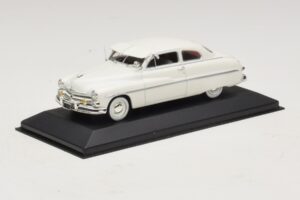 Mercury Monterey Vit Minichamps 1:43 400082401 Metall — bild 2 av 5
