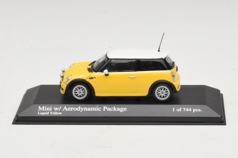 Mini Cooper One R50 med Aero-paket Gul Minichamps 1:43 431138274 Metall