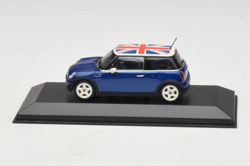 Mini Cooper S R53 Blå Med Brittisk Flagga Minichamps 1:43 MINI026 Metall