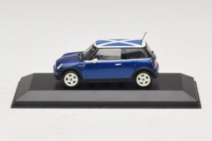 Mini Cooper S R53 Blå Med Skotsk Flagga Minichamps 1:43 MINI016 Metall