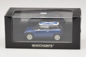 Mini Cooper S R53 Blå Med Skotsk Flagga Minichamps 1:43 MINI016 Metall — bild 5 av 5