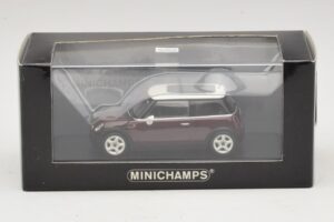 Mini Cooper S R53 Mörkröd Med Panoramatak Minichamps 1:43 MINI019 Metall — bild 4 av 4