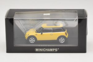 Mini Cooper S R53 Liquid Yellow Med Panoramatak Minichamps 1:43 MINI013 Metall — bild 4 av 4