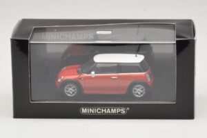 Mini Cooper S R53 Röd Med Vitt Tak Minichamps 1:43 MINI025 Metall — bild 5 av 5