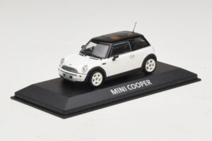 Mini Cooper S R53 Vit Med Svart Tak Minichamps 1:43 MINI027 Metall — bild 2 av 4