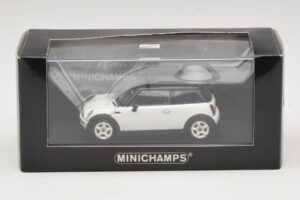 Mini Cooper S R53 Vit Med Svart Tak Minichamps 1:43 MINI027 Metall — bild 4 av 4