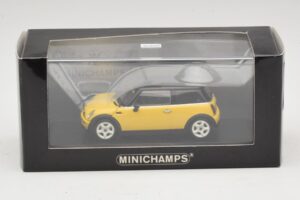 Mini Cooper S R53 Gul Med Svart Tak Minichamps 1:43 MINI031 Metall — bild 4 av 4