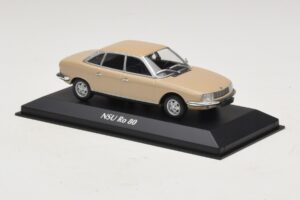NSU Ro 80 Beige Maxichamps 1:43 940015401 Metall — bild 3 av 5