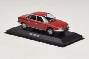 NSU Ro 80 Röd Maxichamps 1:43 940015402 Metall — bild 3 av 5