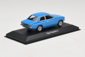 Opel Kadett C Blå Maxichamps 1:43 940045601 Metall — bild 2 av 5