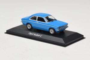 Opel Kadett C Blå Maxichamps 1:43 940045601 Metall — bild 3 av 5