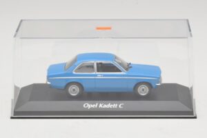 Opel Kadett C Blå Maxichamps 1:43 940045601 Metall — bild 4 av 5