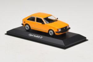 Opel Kadett D Orange Maxichamps 1:43 940044101 Metall — bild 3 av 5