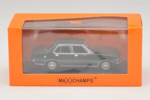 Opel Rekord D Mörkgrön Maxichamps 1:43 940044001 Metall — bild 5 av 5