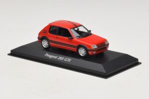 Peugeot 205 GTi Röd Maxichamps 1:43 940112300 Metall — bild 3 av 5