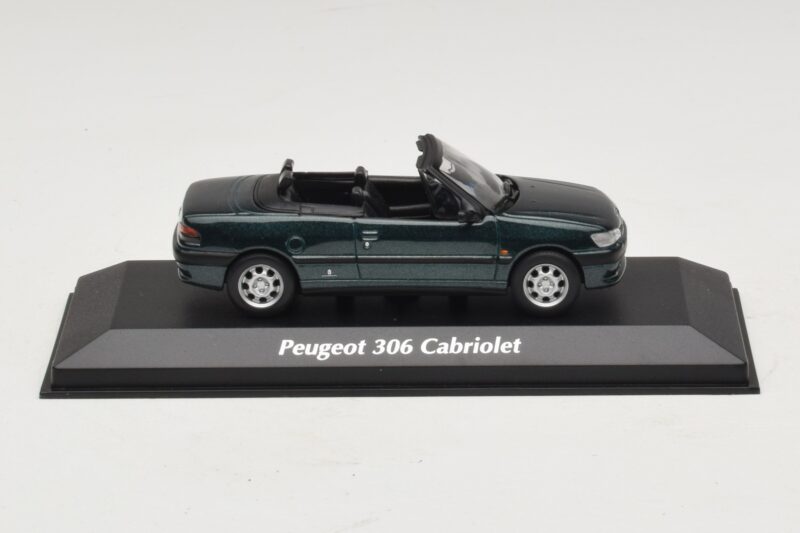 Peugeot 306 Cabriolet Grön Metallic Maxichamps 1:43 940112833 Metall