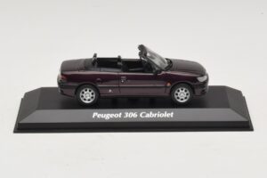Peugeot 306 Cabriolet Lila Metallic Maxichamps 1:43 940112834 Metall